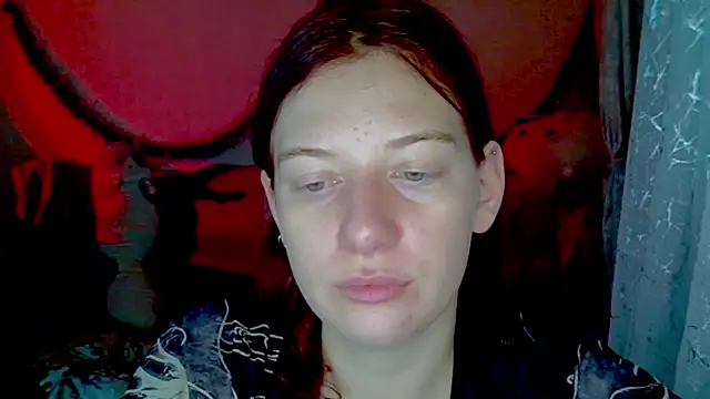 Lily Ember online show from January 2026 08:00:02 PM