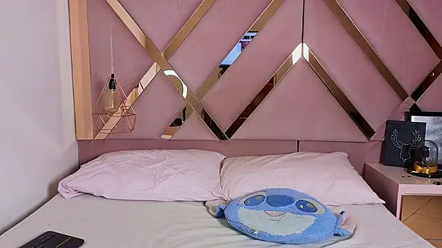 Sthephany grand online show from October 2025 05:59:01 PM