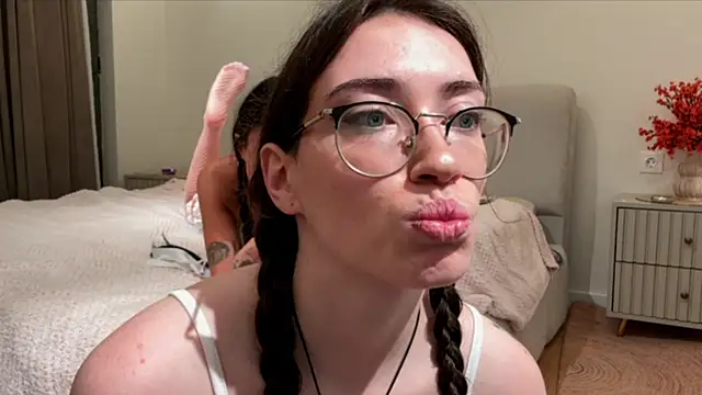 Kelly Berry   online show from November 2025 02:10:01 AM