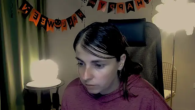 MartaEdams online show from October 2025 06:15:02 AM