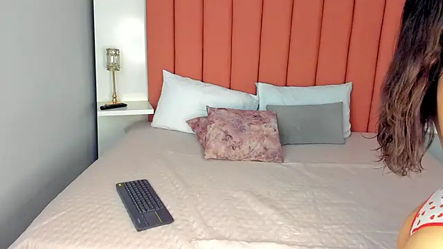 SamayRyann online show from April 2026 01:23:02 PM