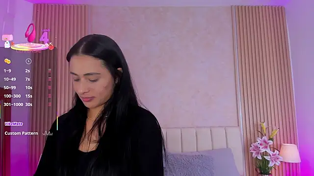 ZOEBARLOWE online show from October 2025 07:20:02 PM