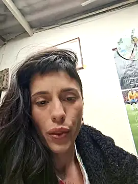 Snapshot of Samy_Hoops chatting on May 2026 04:35:01 PM Samy Hoops online show from May 2026 04:35:01 PM