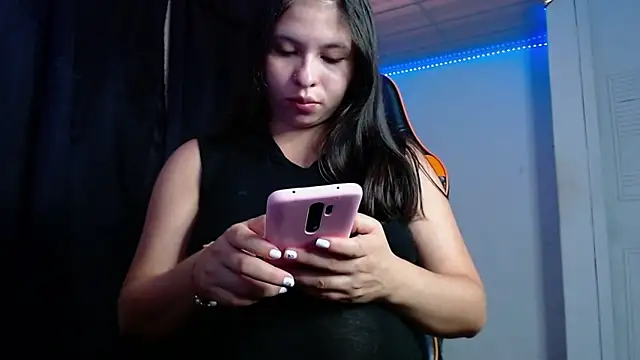 Abbiprada online show from September 2025 06:22:02 PM