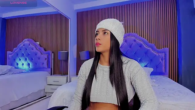 Snapshot of SelenaStonne chatting on September 2025 07:38:01 PM SelenaStonne online show from September 2025 07:38:01 PM