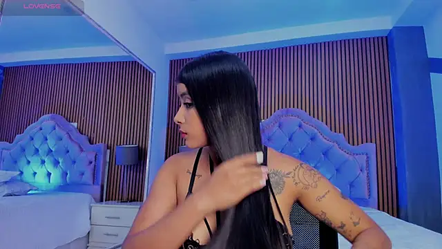 Snapshot of SelenaStonne chatting on September 2025 07:48:02 PM SelenaStonne online show from September 2025 07:48:02 PM