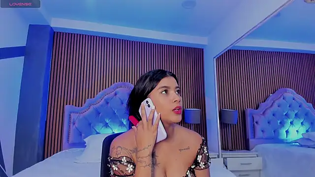 Snapshot of SelenaStonne chatting on September 2025 08:47:02 PM SelenaStonne online show from September 2025 08:47:02 PM