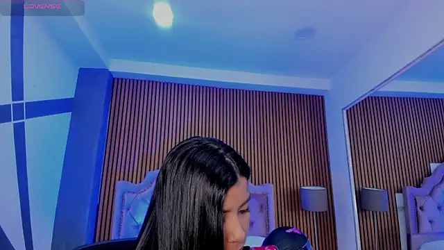 Snapshot of SelenaStonne chatting on October 2025 08:06:02 PM SelenaStonne online show from October 2025 08:06:02 PM