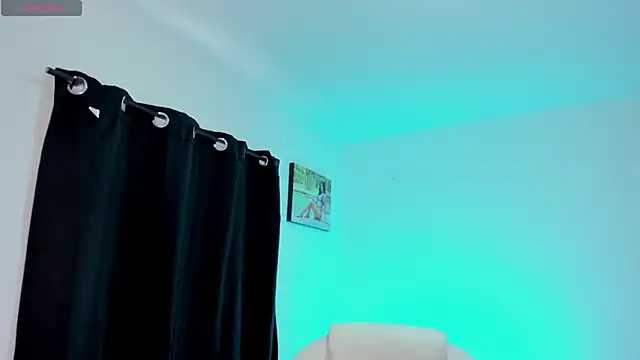 SelenaStonne online show from April 2026 06:36:02 PM