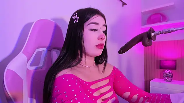 Snapshot of Amara_melodi chatting on June 2026 11:33:01 AM Amara melodi online show from June 2026 11:33:01 AM