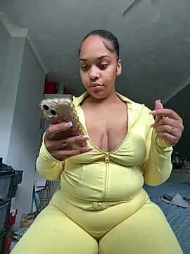 Snapshot of Regina69slut chatting on May 2026 03:39:02 PM Regina69slut online show from May 2026 03:39:02 PM