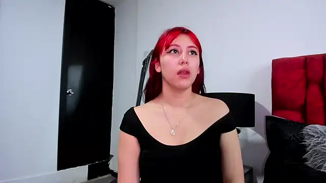 Maddy Mills online show from September 2025 03:13:01 PM