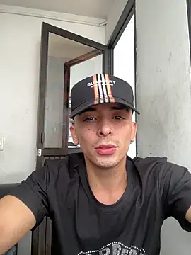 Jacobs0 online show from December 2025 03:08:02 PM