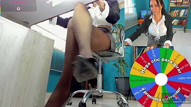 Snapshot of swmilena_hot_ chatting on September 2025 05:12:02 PM swmilena hot online show from September 2025 05:12:02 PM