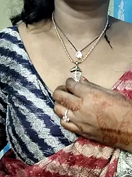 Hotty Sonali online show from October 2025 01:36:02 AM