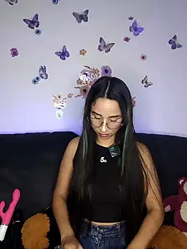 issis22 online show from January 2026 02:50:02 AM