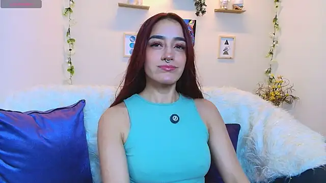 Snapshot of ViolethRosse chatting on May 2026 12:51:02 AM ViolethRosse online show from May 2026 12:51:02 AM