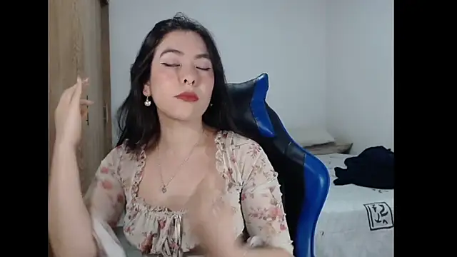 EloiseJun online show from March 2026 03:28:01 AM