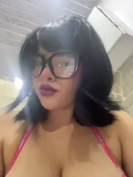 Snapshot of Ada_sienn chatting on July 2026 01:52:01 AM Ada sienn online show from July 2026 01:52:01 AM