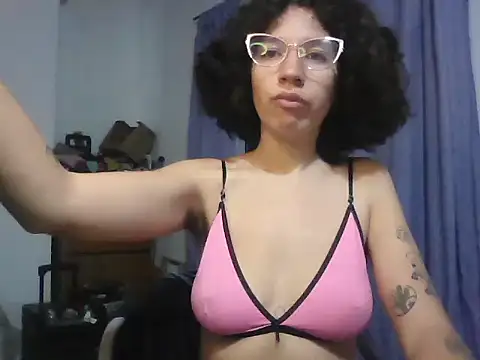 Snapshot of loliporomero chatting on September 2025 12:03:02 AM loliporomero online show from September 2025 12:03:02 AM