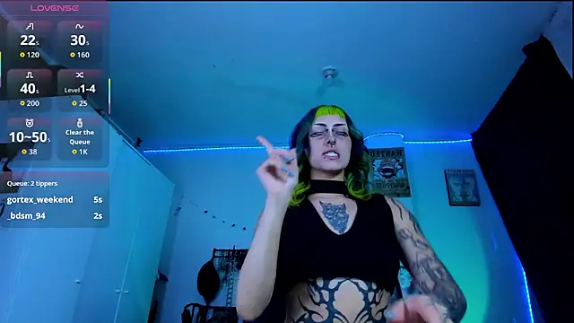 kattusauruss online show from April 2026 12:59:02 AM