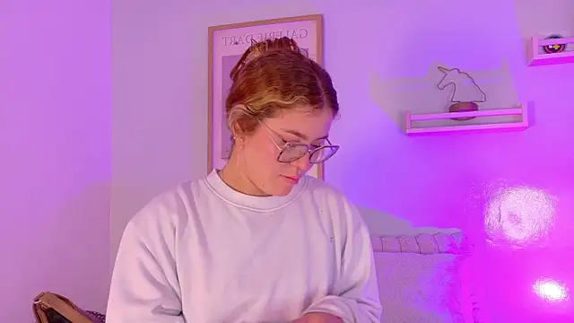 BelaMiller  online show from December 2025 11:50:01 AM