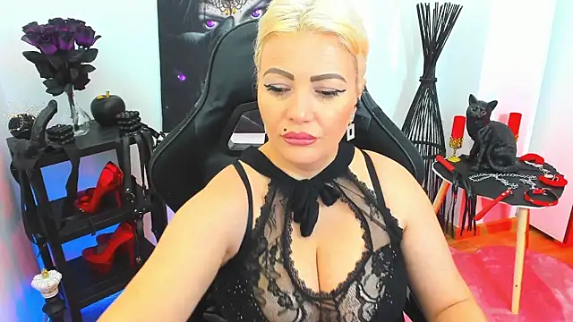 demisweet online show from January 2025 03:28:02 PM