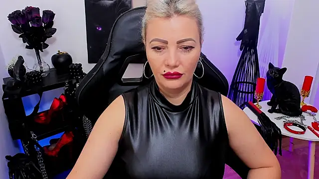 demisweet online show from February 2025 11:46:02 AM