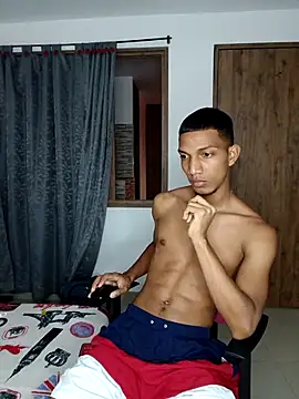 miguelmarcus online show from September 2025 01:24:02 PM