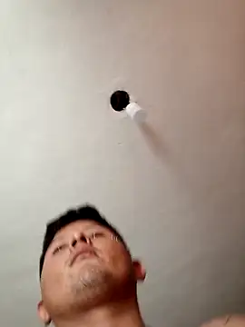 crees99 online show from October 2025 07:24:02 PM