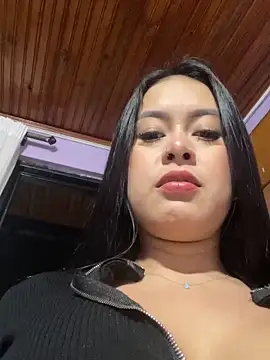 CrisMarulanda online show from November 2025 02:45:02 AM