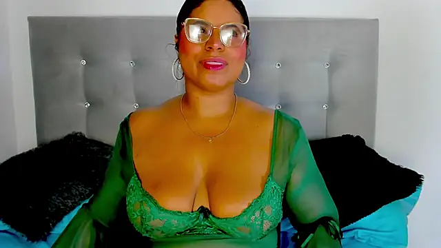 Snapshot of anna_sex_m chatting on July 2026 05:58:01 AM anna sex m online show from July 2026 05:58:01 AM