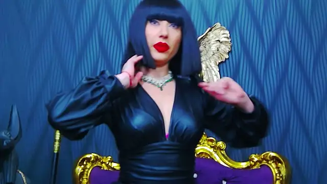 LaraMaeve online show from October 2025 05:10:02 AM