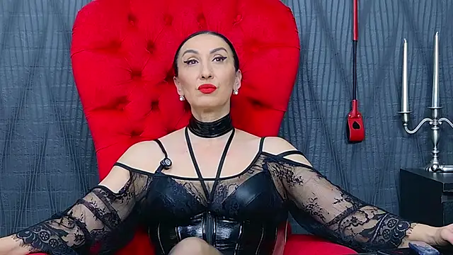 Snapshot of MistressDora chatting on May 2026 06:10:01 AM MistressDora online show from May 2026 06:10:01 AM