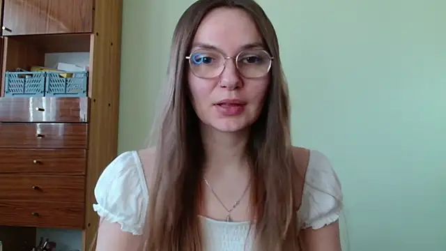 LooveELLYx online show from February 2026 07:32:02 AM