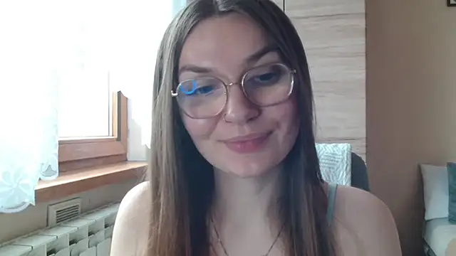 Snapshot of LooveELLYx chatting on July 2026 07:23:02 AM LooveELLYx online show from July 2026 07:23:02 AM