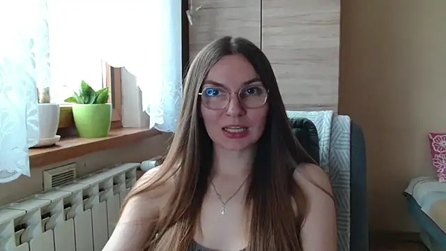 Snapshot of LooveELLYx chatting on July 2026 01:24:02 PM LooveELLYx online show from July 2026 01:24:02 PM