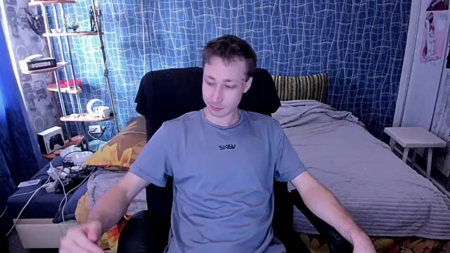 CuteBoy228 online show from April 2026 11:32:01 AM