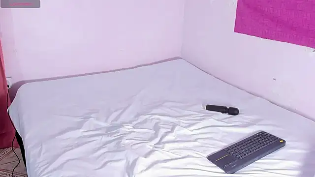 kethe love  online show from December 2025 09:24:02 PM