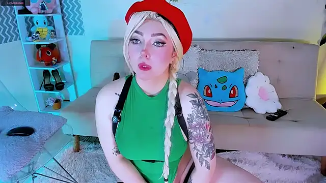 Snapshot of Simonesmith01 chatting on September 2025 08:13:01 PM Simonesmith01 online show from September 2025 08:13:01 PM