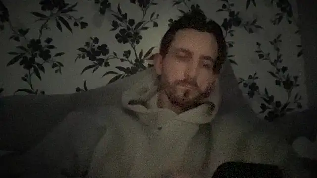 Big8inchUncutCock online show from April 2026 07:34:01 AM