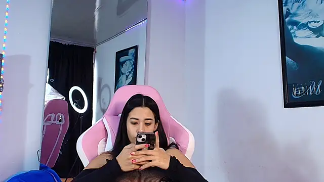 GraceWallace  online show from December 2025 06:45:01 PM