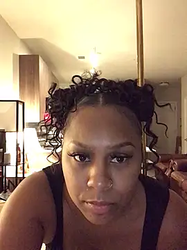 Only1SkyLaRaee online show from November 2025 03:17:01 AM