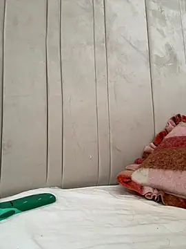 Desire-XOXOX online show from September 2025 02:18:02 PM