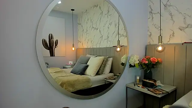 Karlla Brown online show from November 2025 02:11:01 PM