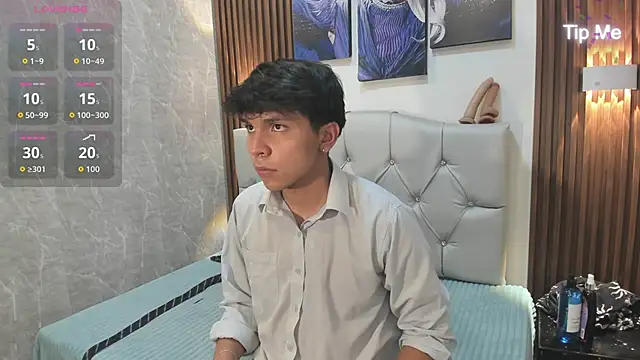 Thiago Kozak online show from October 2025 07:54:01 PM