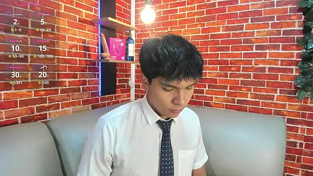 Thiago Kozak online show from April 2026 01:52:02 PM