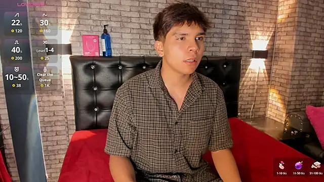 Thiago Kozak online show from April 2026 08:09:02 PM