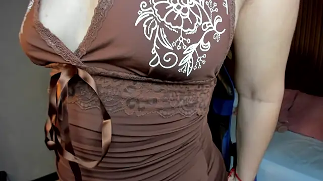 cristina gallardo online show from February 2026 02:22:01 AM