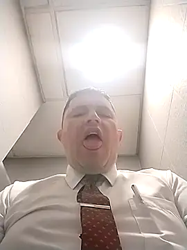 BigCristh79 online show from October 2025 07:32:01 AM